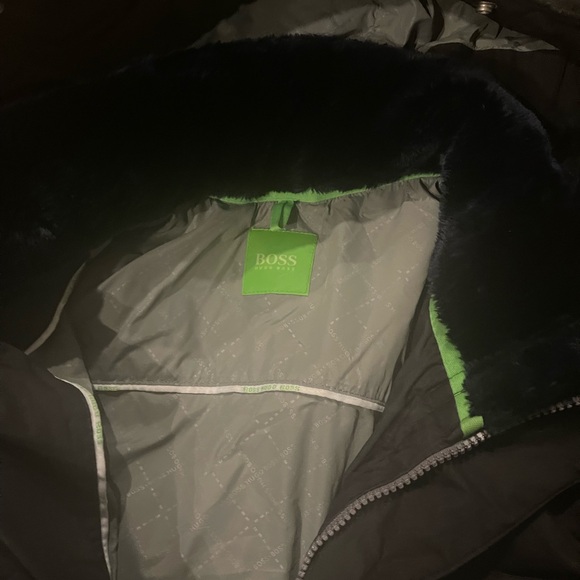 Hugo Boss winter jacket - Picture 2 of 7